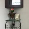 壁掛け仏壇「鏡壇ミラリエ」に今日（11/17）の誕生花「センパフローレンス」の鉢植えを飾ってみました。