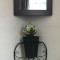 壁掛け仏壇「鏡壇ミラリエ」に今日（12/7）の誕生花の「カランコエ」の鉢植えを飾ってみました。