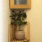 壁掛け仏壇「鏡壇ミラリエ」に今日（10/22）の誕生花の「クレマチス」を飾ってみました。