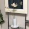 壁掛け仏壇「鏡壇ミラリエ」に今日（8/26）の誕生花の「白いアンスリウム（紅団扇）」を飾ってみました。