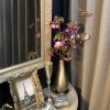 壁掛け仏壇「鏡壇ミラリエ」に今日（4/8）の誕生花の「カイドウ（海棠）」を飾ってみました。