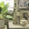 壁掛け仏壇「鏡壇ミラリエ」に今日（7/31）の誕生花の「ルリタマアザミ（瑠璃玉薊）」を飾ってみました。