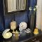 壁掛け仏壇「鏡壇ミラリエ」に今日（2/27）の誕生花の「オーニソガラム（大甘菜）」を飾ってみました。