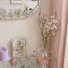 壁掛け仏壇「鏡壇ミラリエ」に今日（3/28）の誕生花の「ソメイヨシノ（染井吉野／桜）」を飾ってみました。