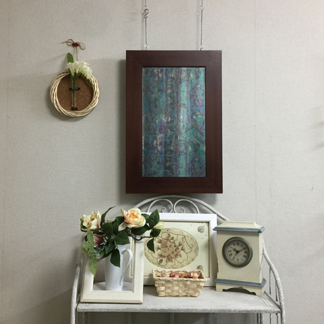 インテリア壁掛け仏壇「鏡壇ミラリエ」エレガンスホワイト設置例-02