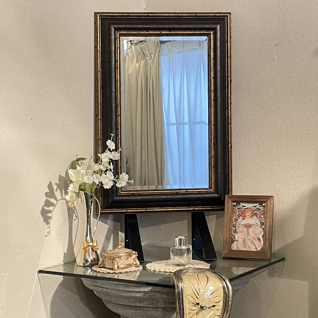 インテリア壁掛け仏壇「鏡壇ミラリエ」設置例